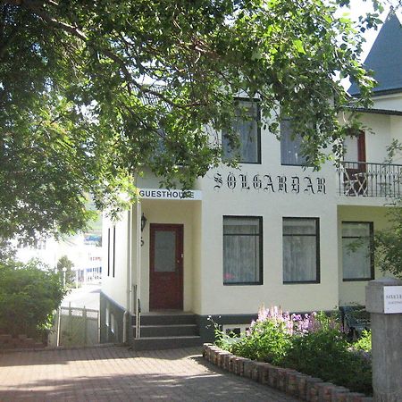 Guesthouse Solgardar Akureyri Bagian luar foto