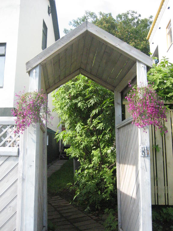 Guesthouse Solgardar Akureyri Bagian luar foto