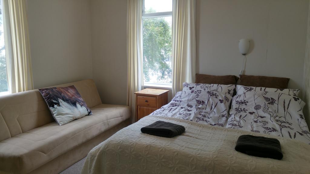 Guesthouse Solgardar Akureyri Bagian luar foto